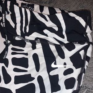 Nike running leggings